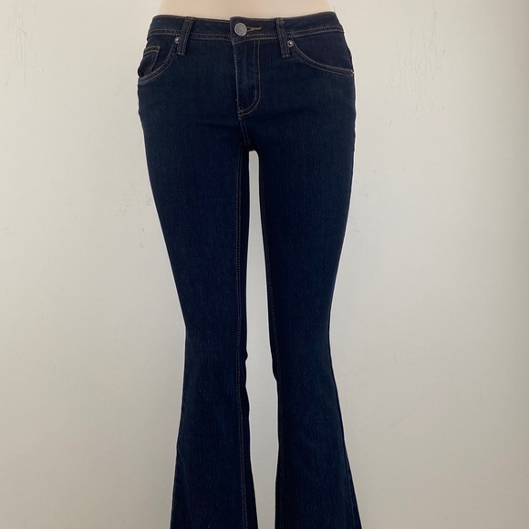 Hybrid and Company Skinny Boot Cut Jeans - Picture 5 of 10